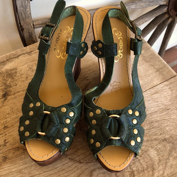N.Y.L.A. Hunter Green Leather Wood Platform Open Toe Gold Metal O-Ring Studs 7.5 - Picture 8 of 12